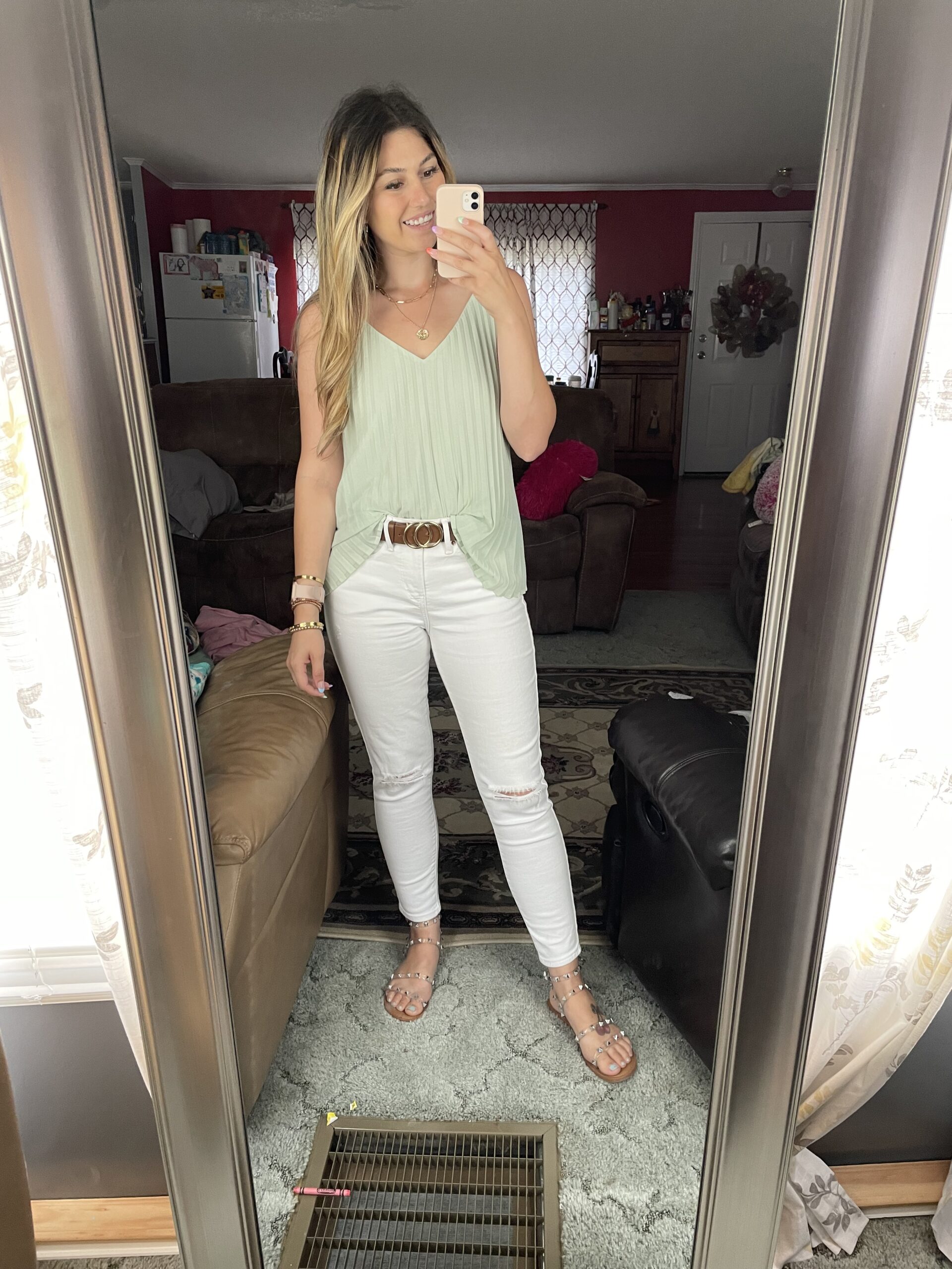 Easy Summer Outfit Ideas Mint Blouse 