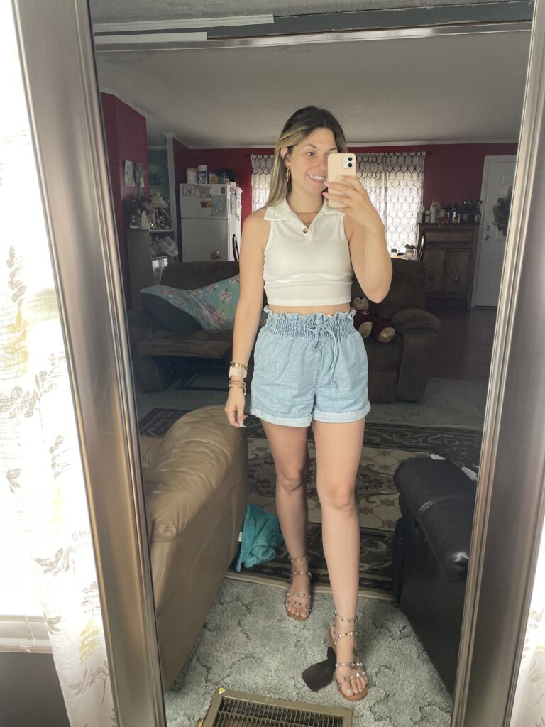 Easy Summertime Looks with Shorts 
